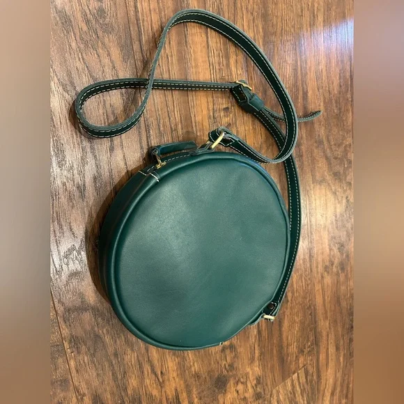 Like New 🍃 Portland Leather Green Circle Crossbody Bag - “large” 9 in size - Picture 9 of 11